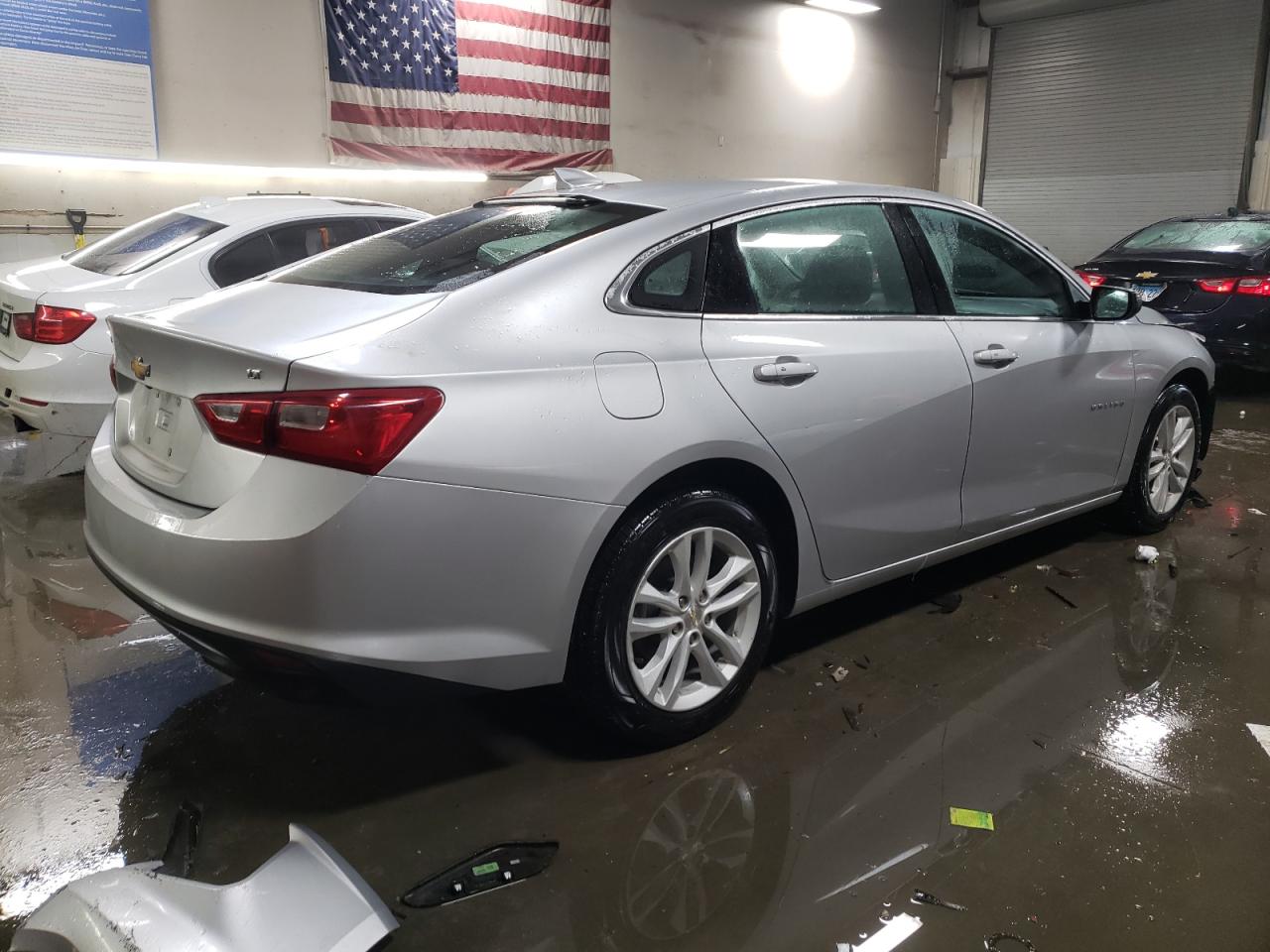 2018 Chevrolet Malibu - Image 3