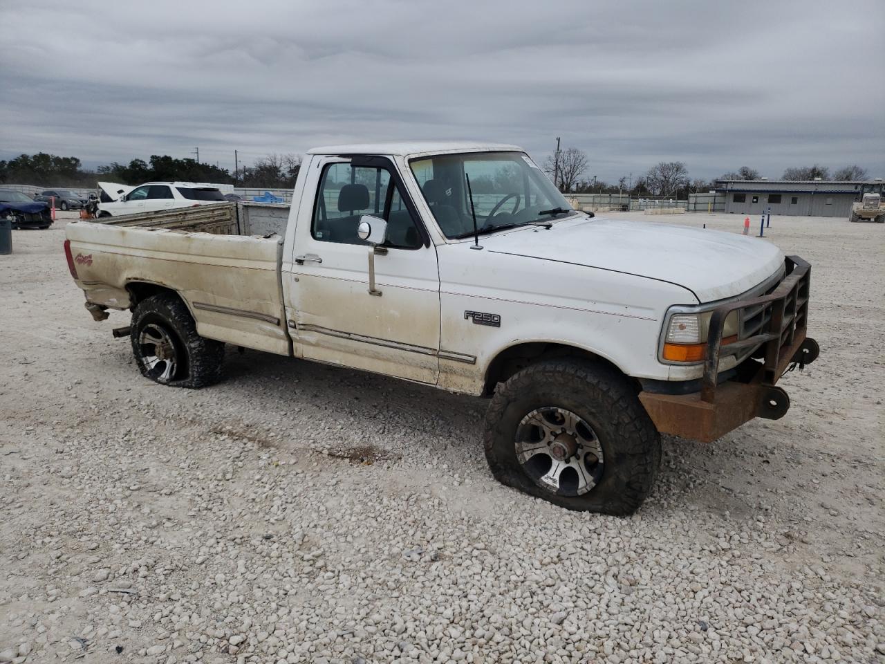 1993 Ford F250 VIN: 2FTHF26G3PCA86733 Lot: 41370205