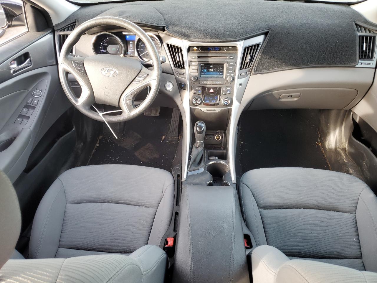 2015 Hyundai Sonata - Image 8