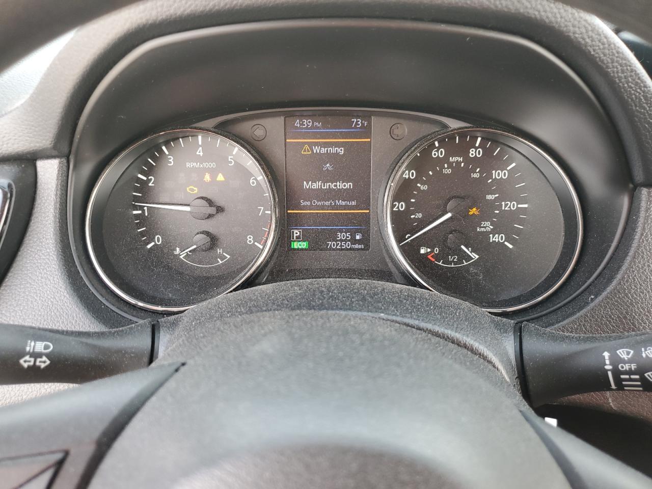 2018 Nissan Rogue - Image 9