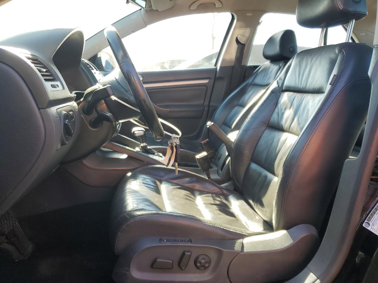 2007 Volkswagen Jetta - Image 7
