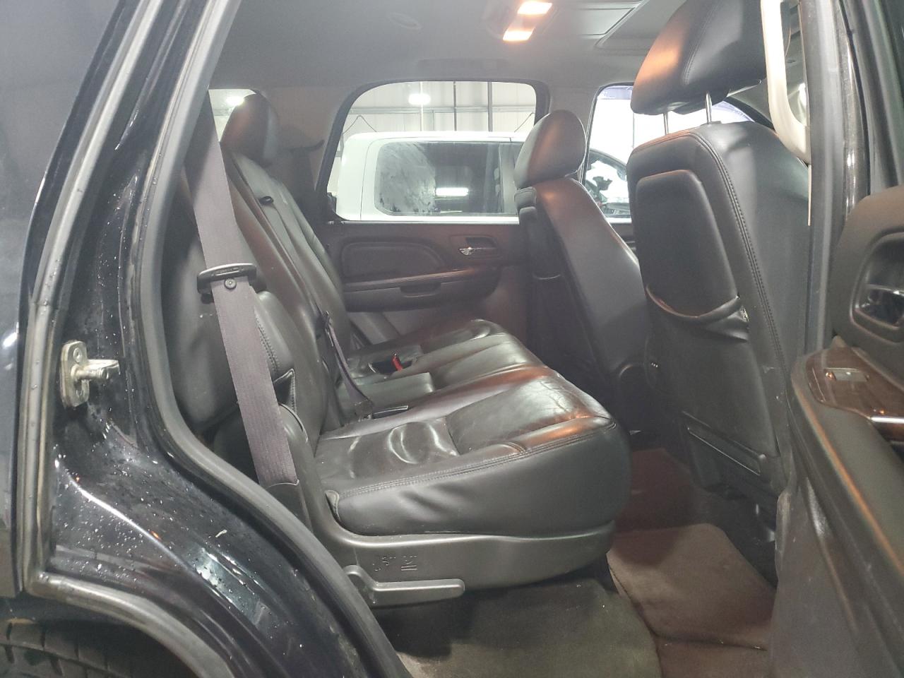2012 GMC Yukon - Image 11