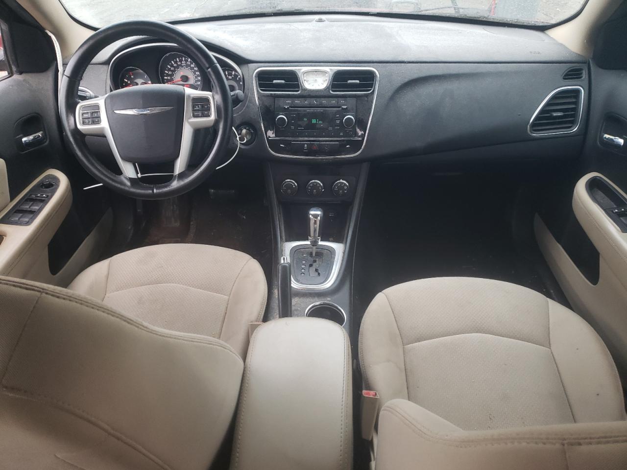 2013 Chrysler 200 - Image 8