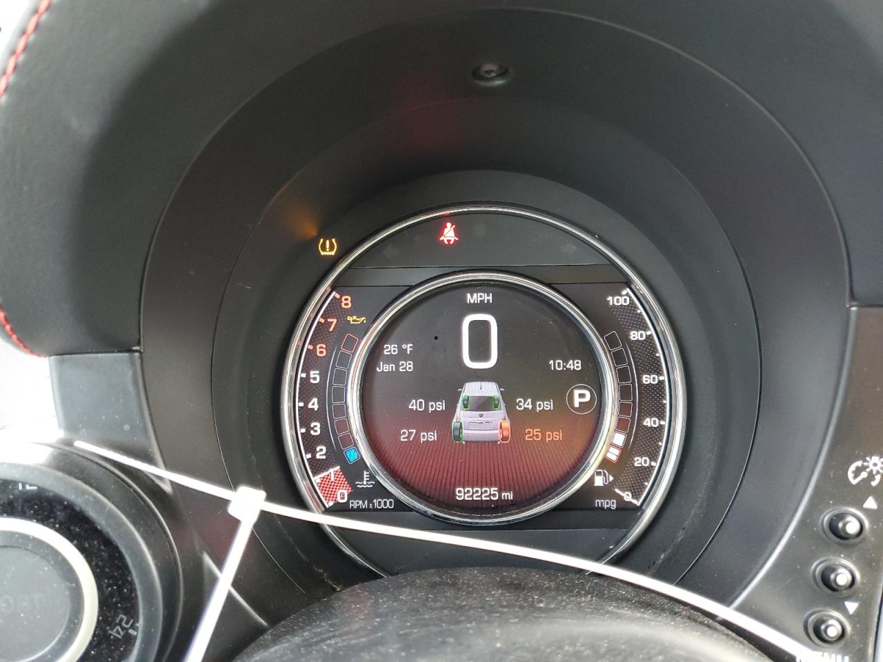 2017 Fiat 500 - Image 9