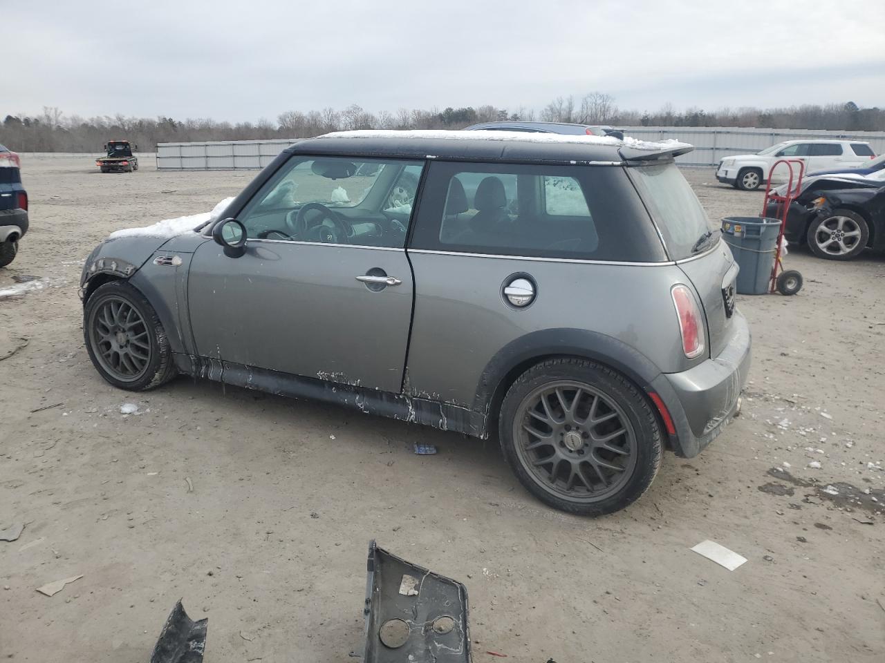 2006 MINI Cooper - Image 2