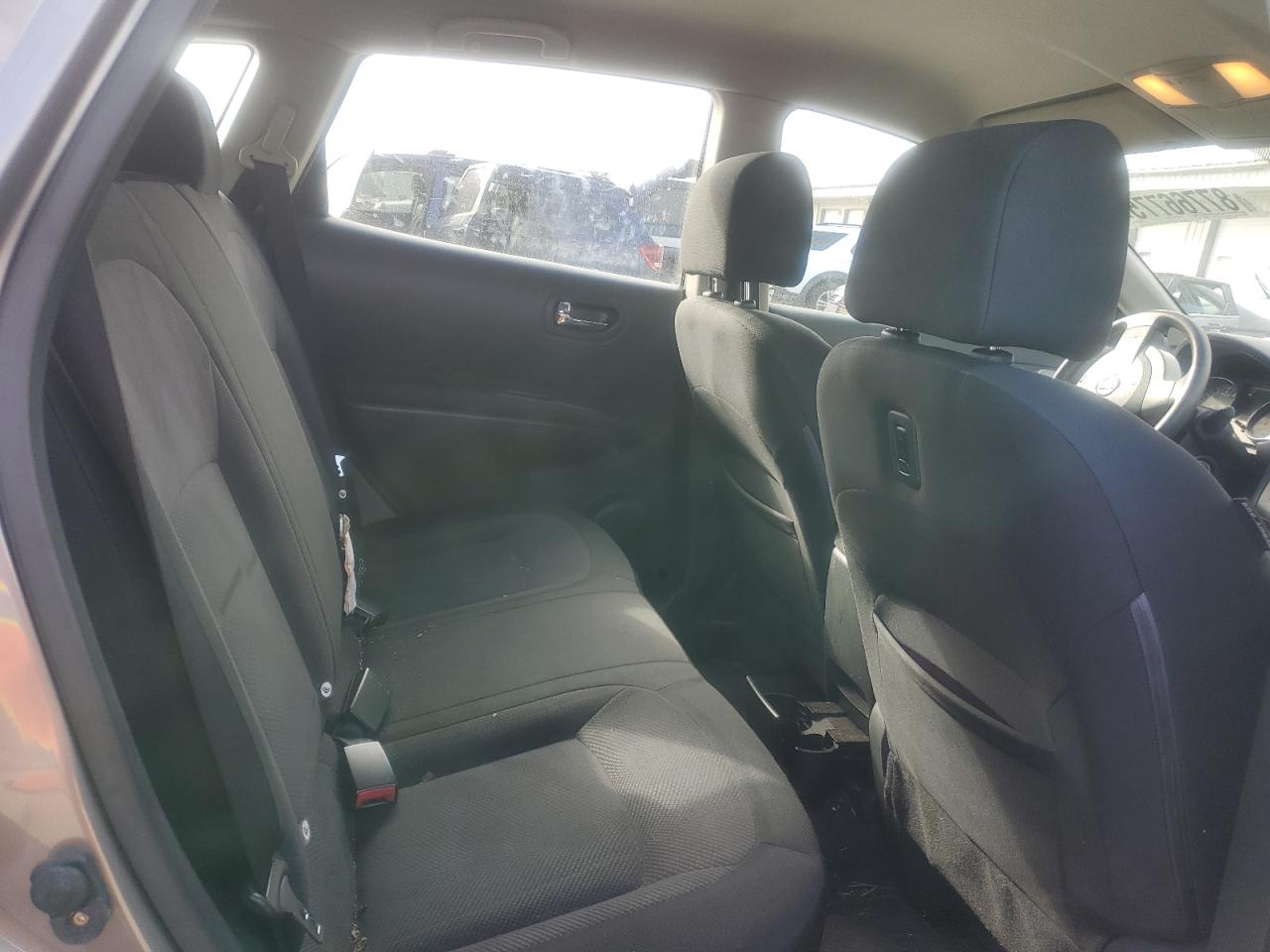 2011 Nissan Rogue - Image 11