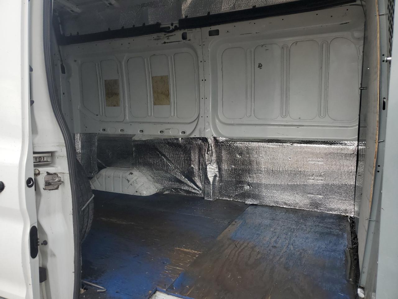 2016 Ford Transit - Image 11