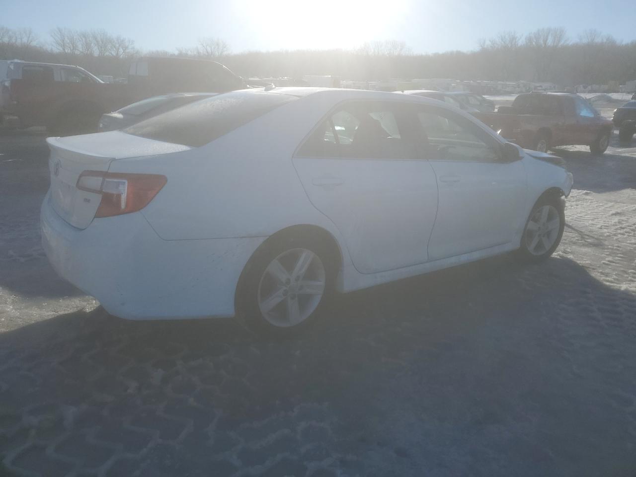 2012 Toyota Camry - Image 3