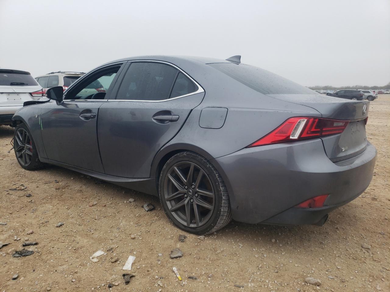 2014 Lexus IS - Image 2