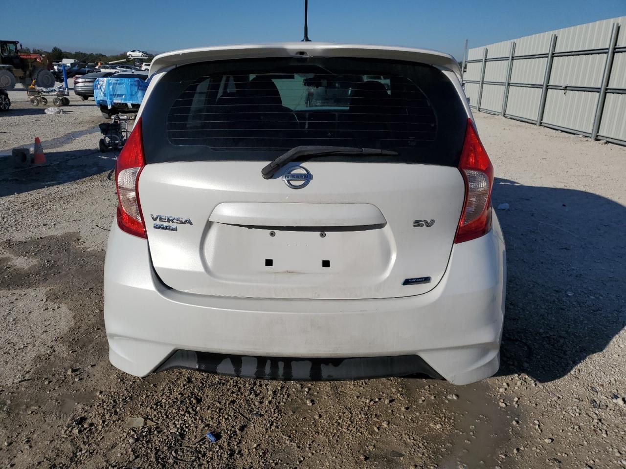 2016 Nissan Versa - Image 6