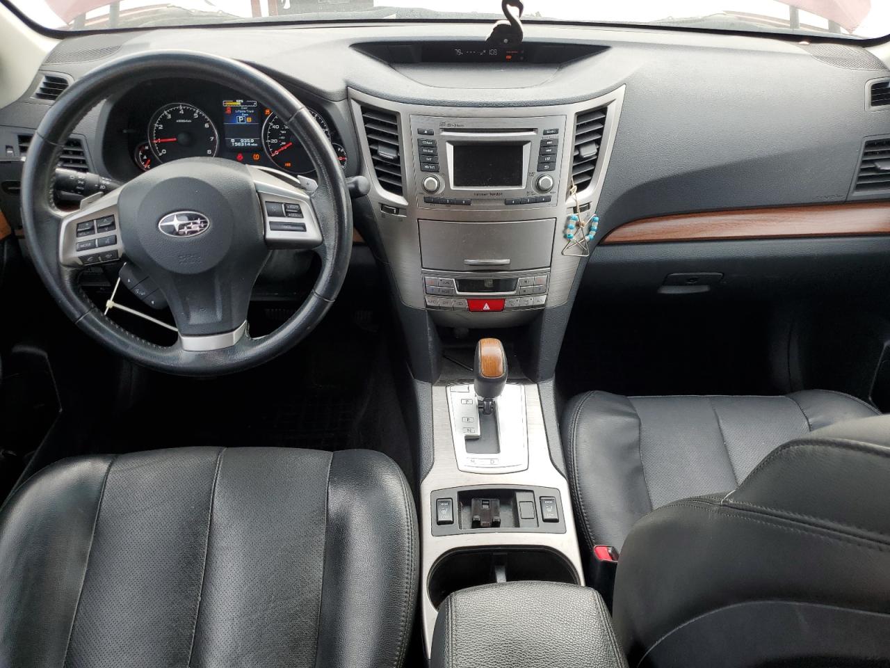 2014 Subaru Outback - Image 8