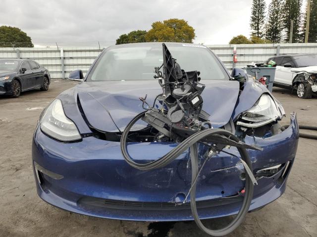  TESLA MODEL 3 2018 Синій