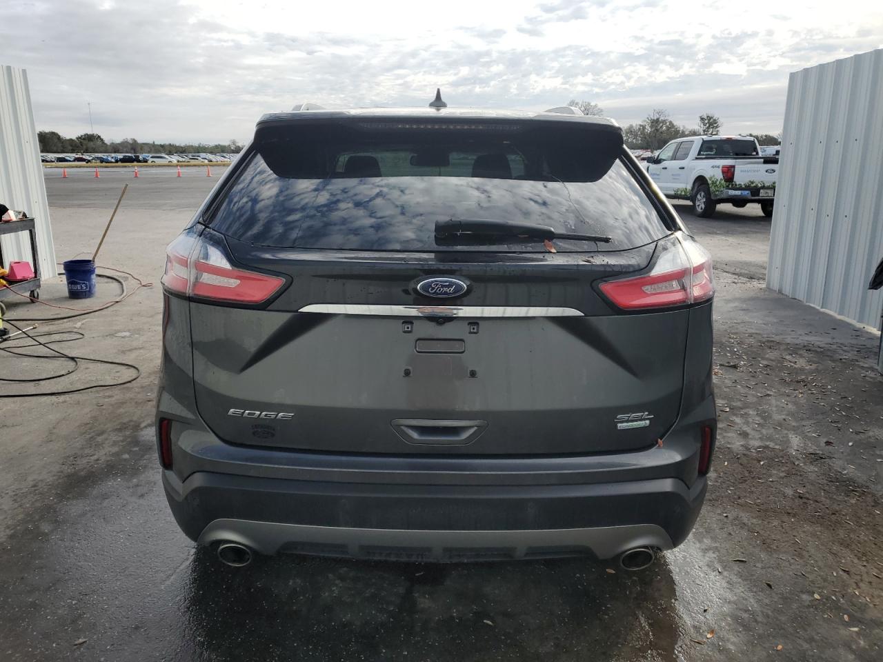 2020 Ford Edge - Image 6
