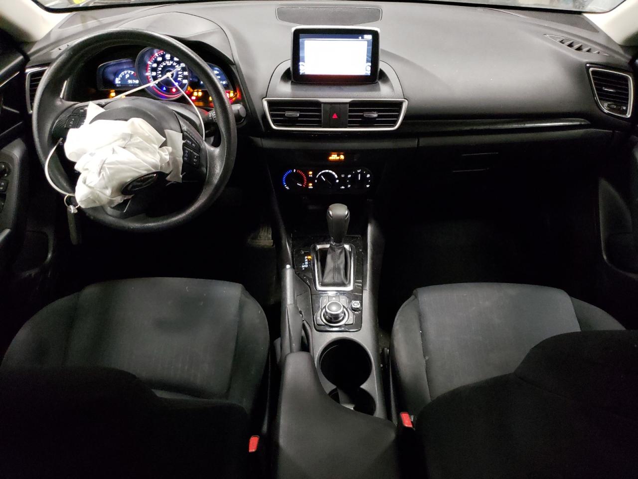 2016 Mazda 3 - Image 8