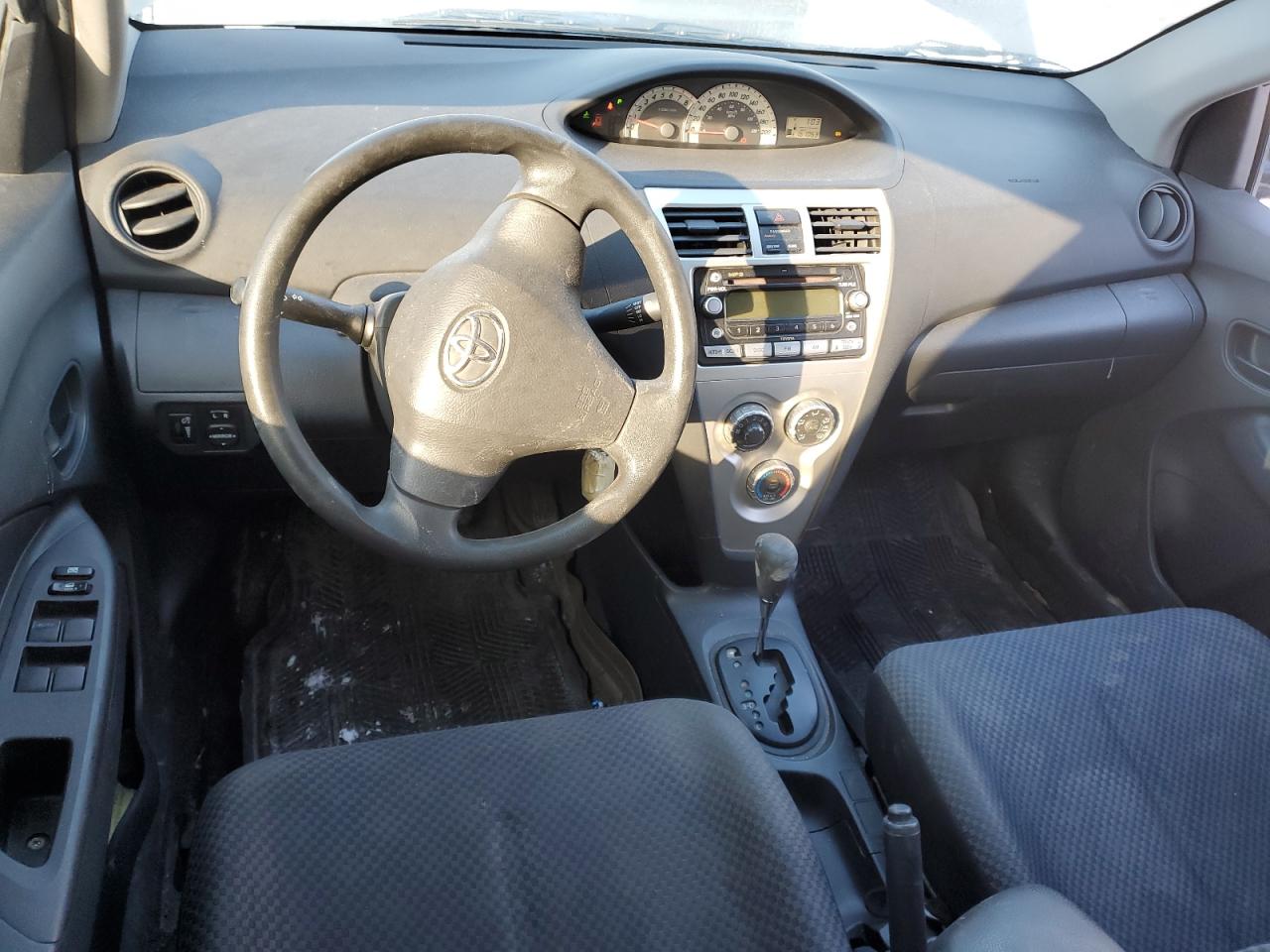2007 Toyota Yaris - Image 8