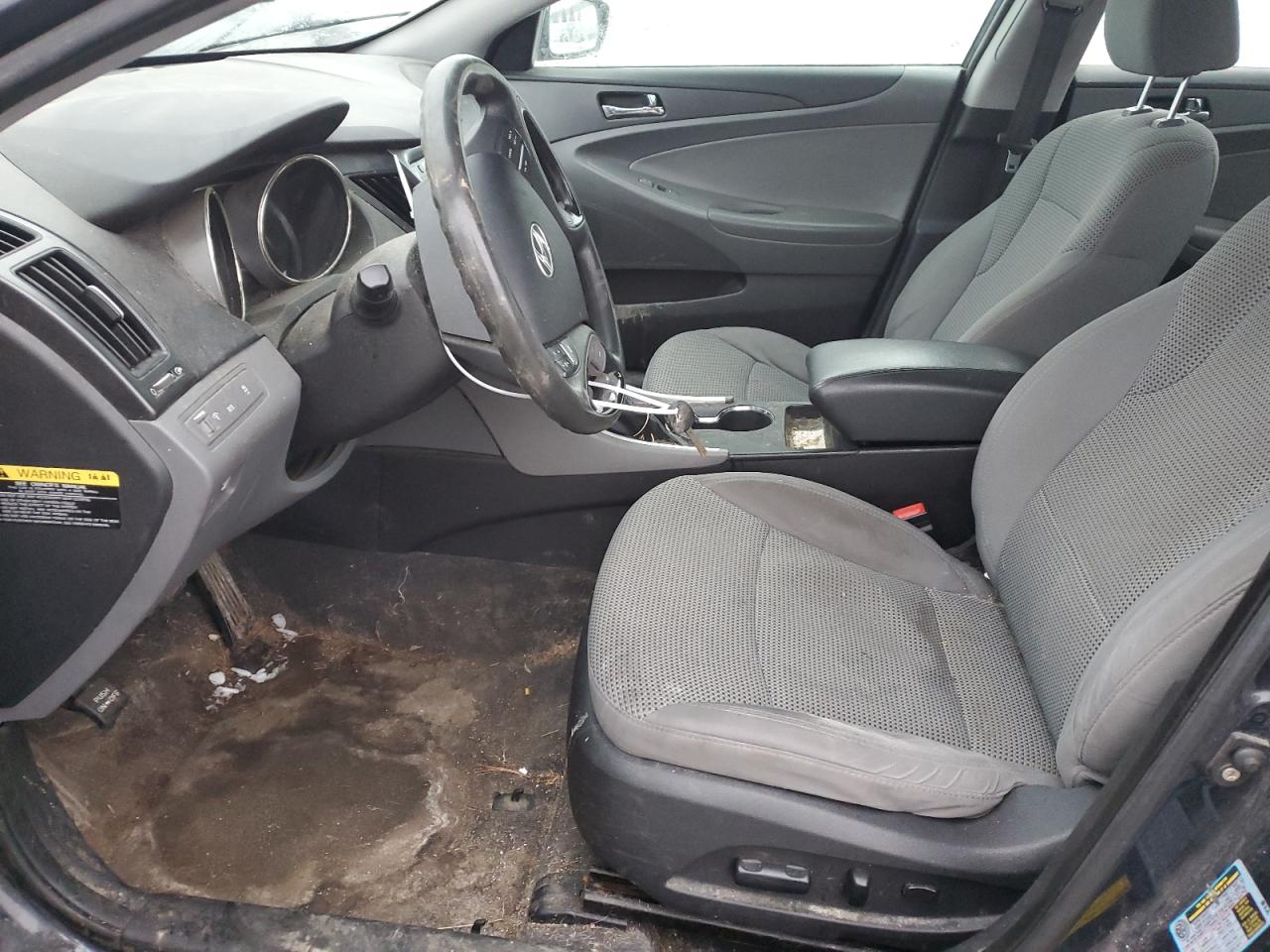2011 Hyundai Sonata - Image 7