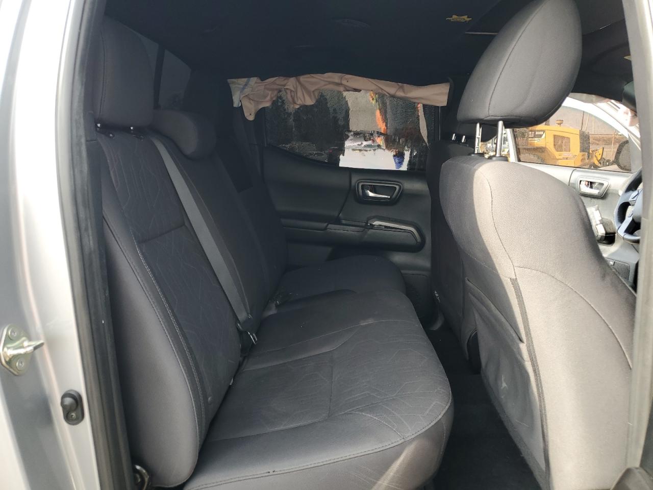 2017 Toyota Tacoma - Image 10