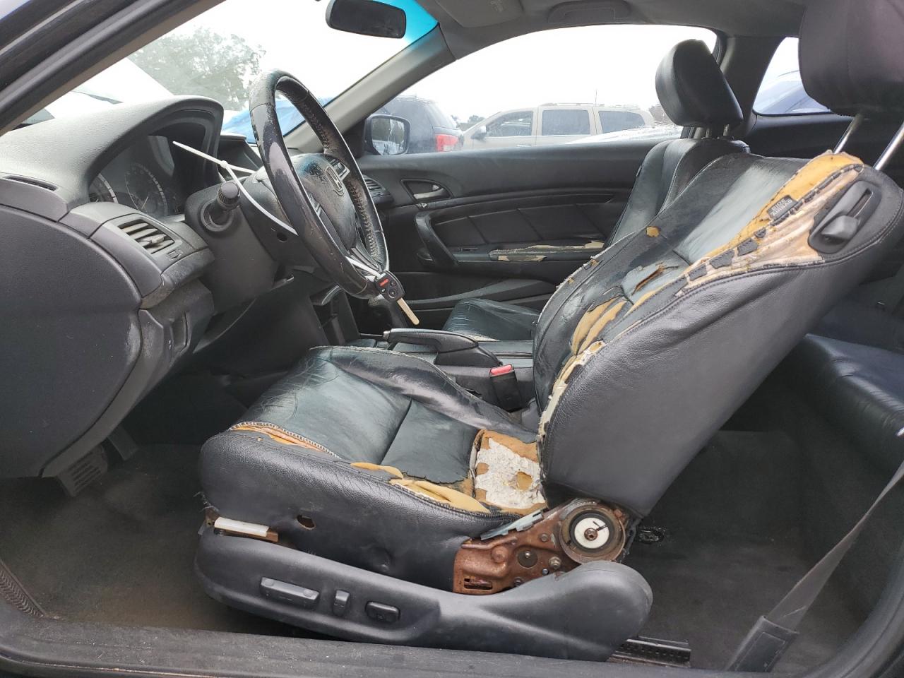 2009 Honda Accord - Image 7
