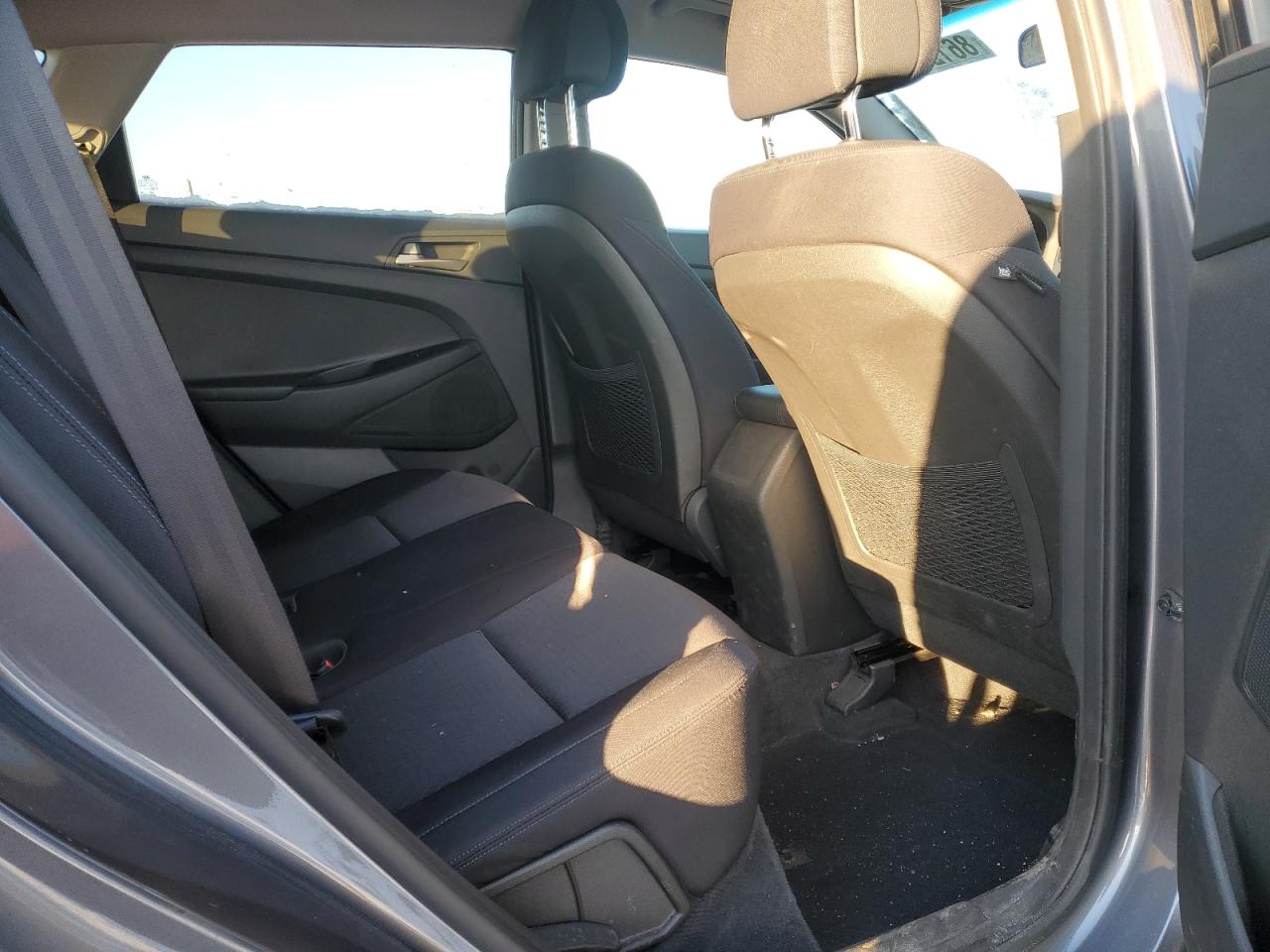2017 Hyundai Tucson - Image 11