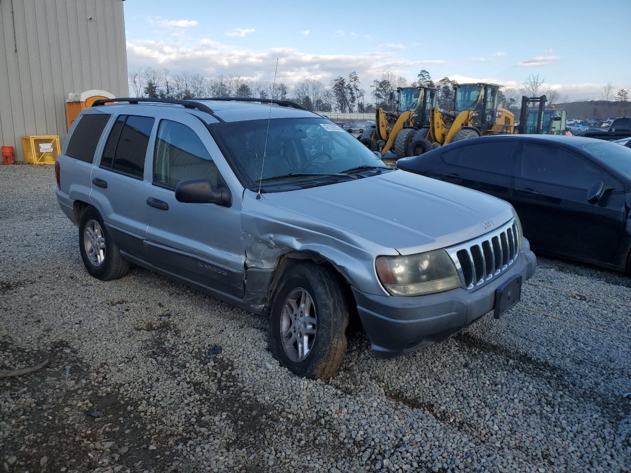 2002 Jeep Grand Cherokee - Image 4