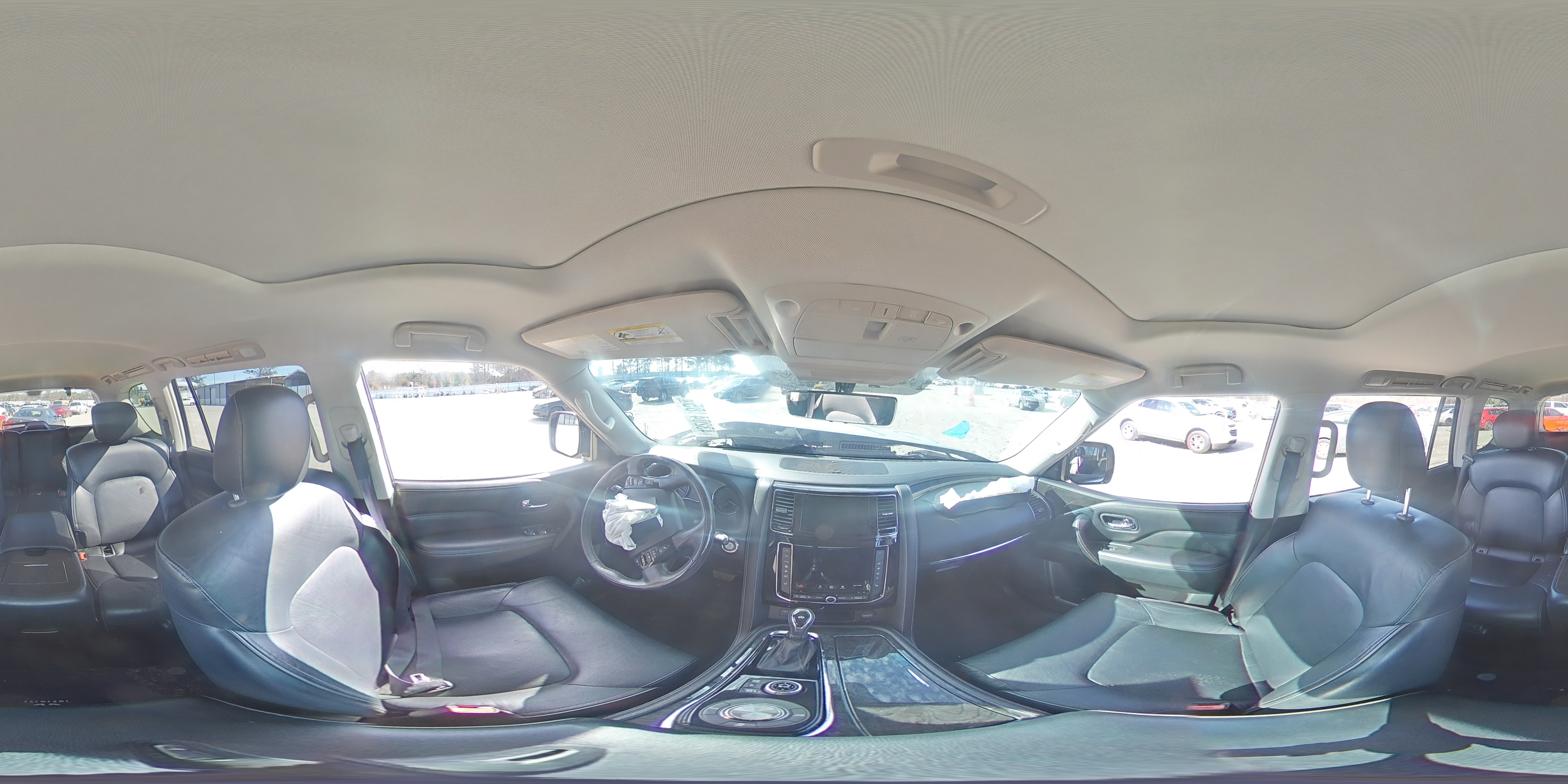 2021 Infiniti QX80 - Image 13