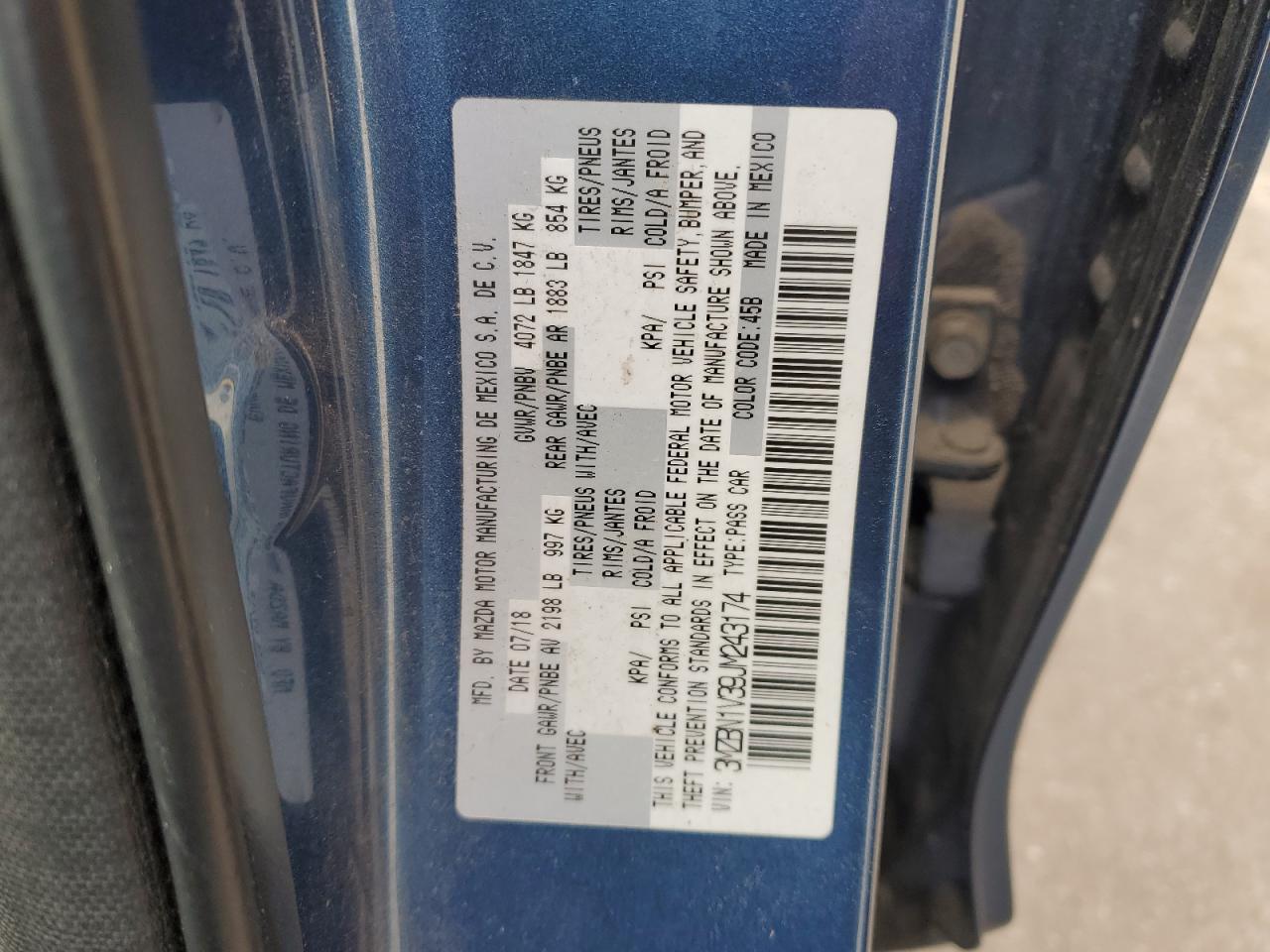 2018 Mazda 3 Touring VIN: 3MZBN1V39JM243174 Lot: 88895755