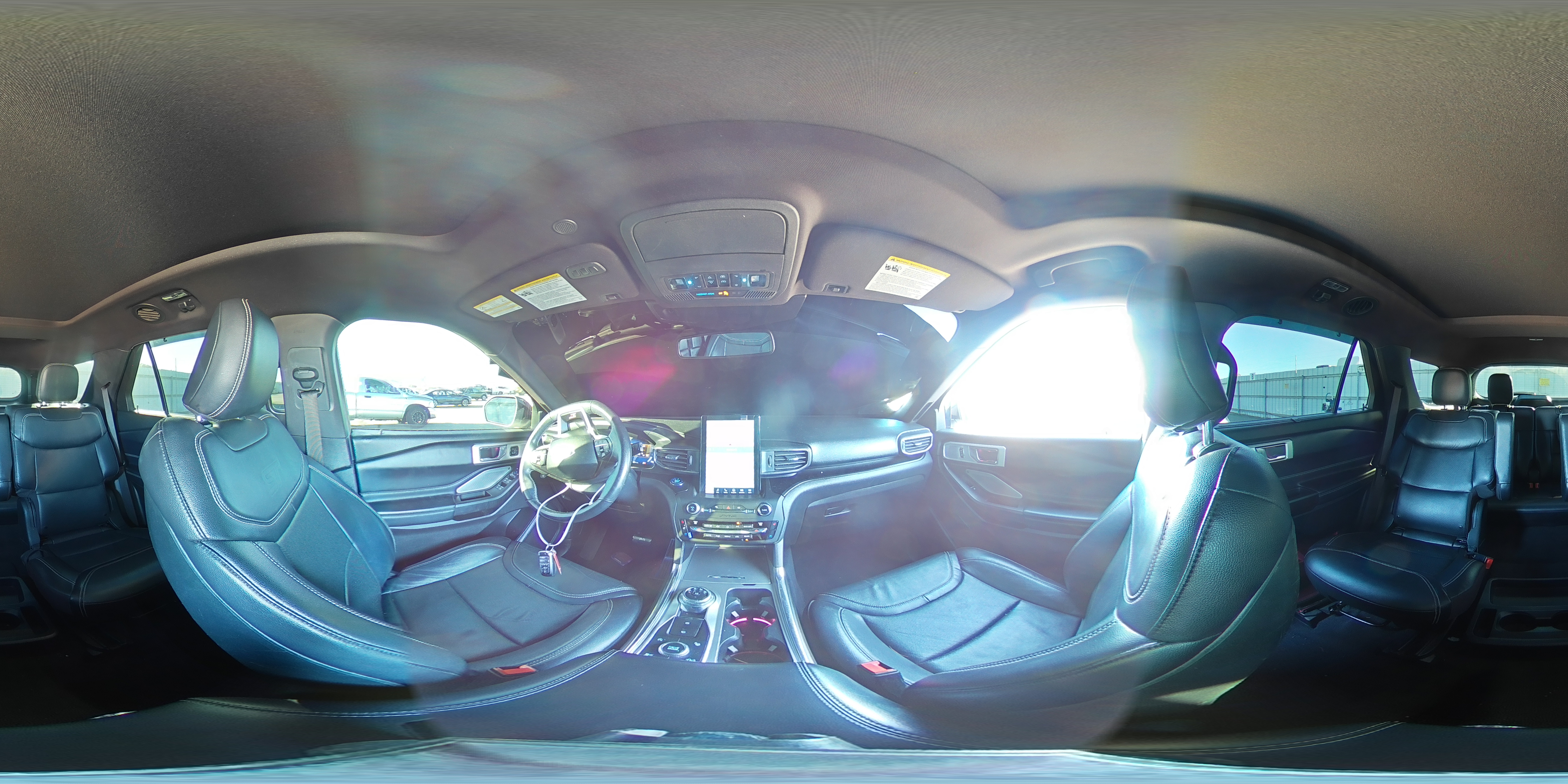 2020 Ford Explorer - Image 13