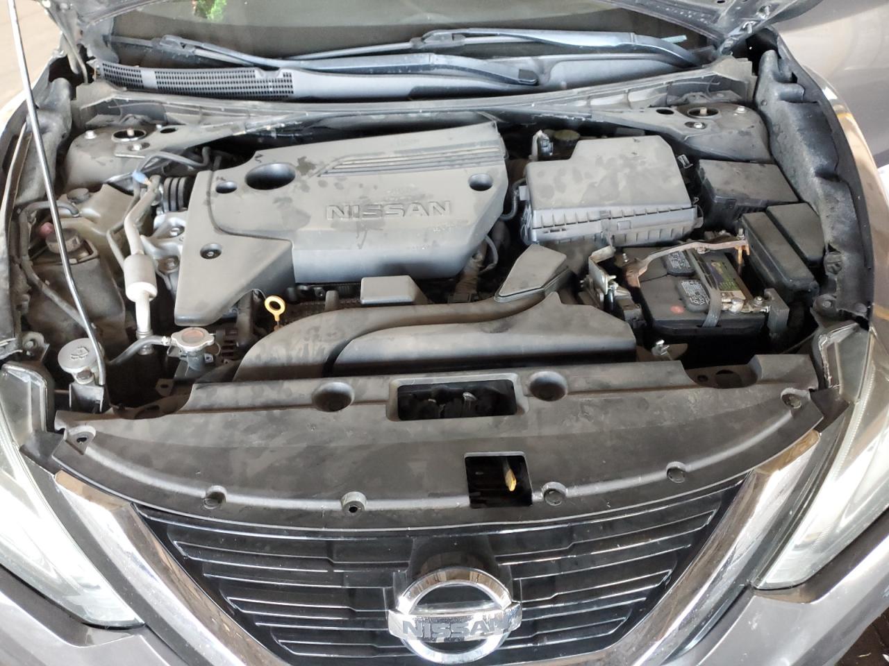 2016 Nissan Altima - Image 11