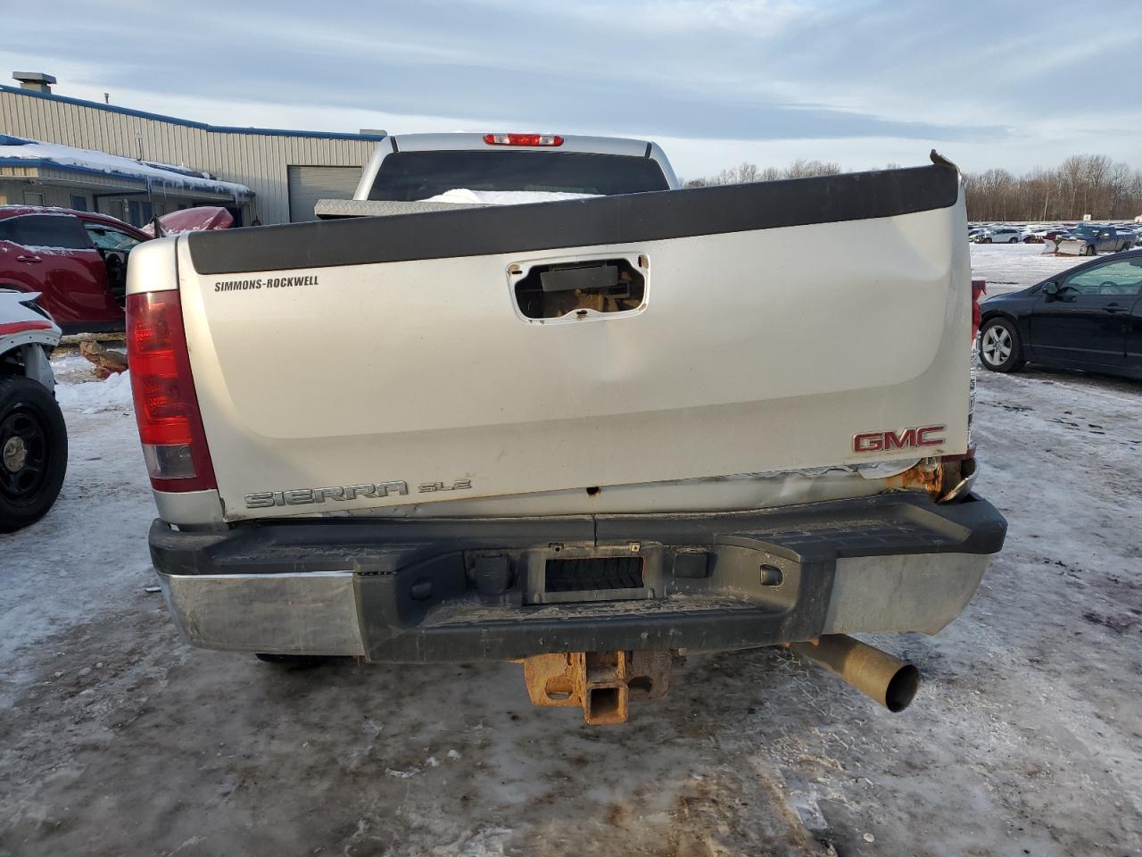 2011 GMC Sierra - Image 6
