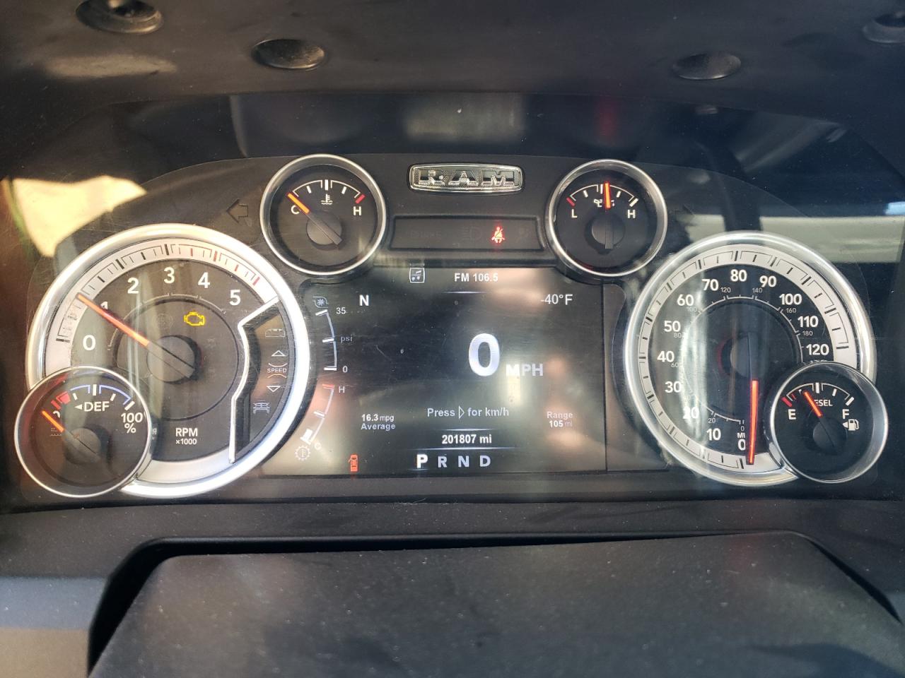 2015 RAM 2500 - Image 9
