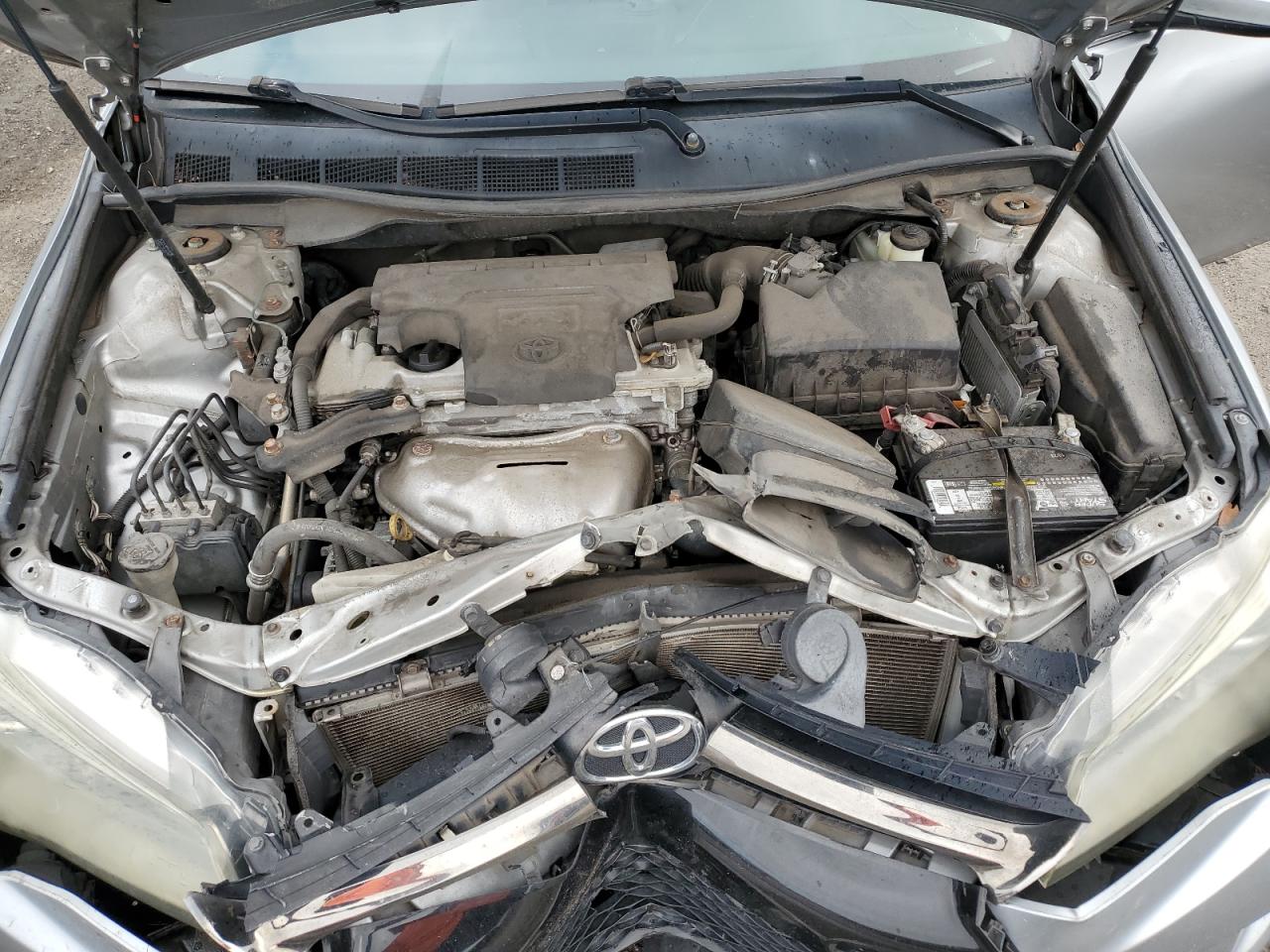 2016 Toyota Camry - Image 11