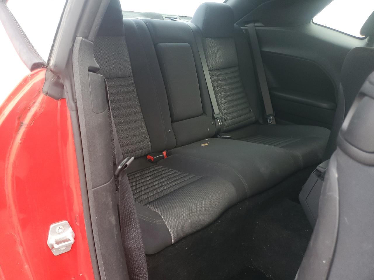 2014 Dodge Challenger - Image 10