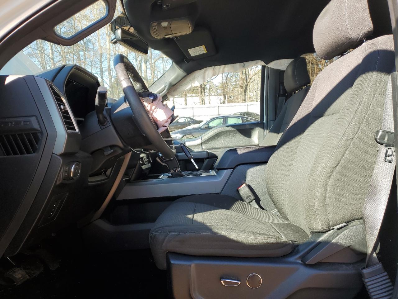 2015 Ford F-150 - Image 7