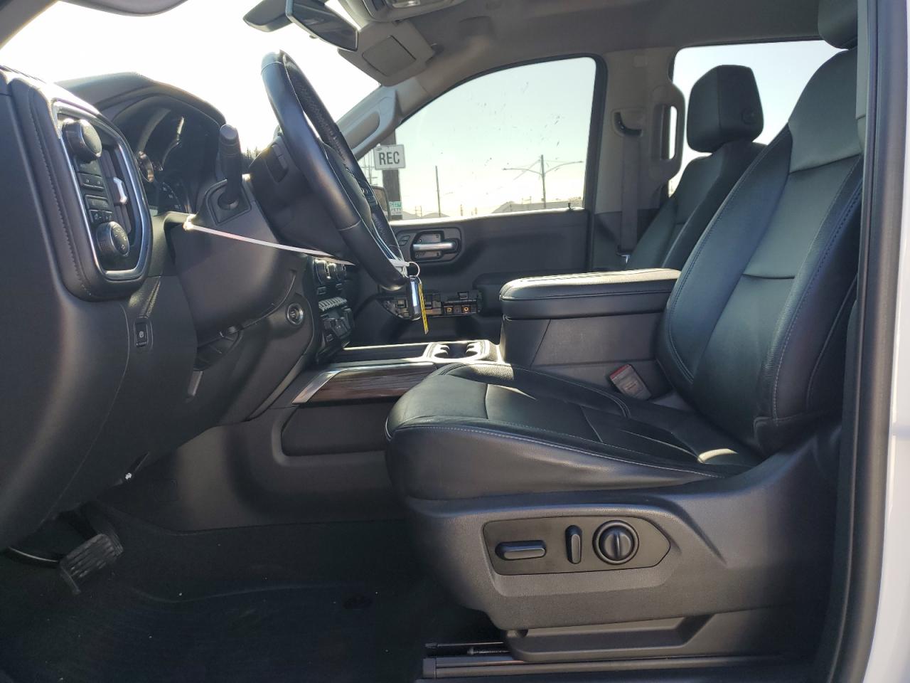 2020 Chevrolet Silverado - Image 7