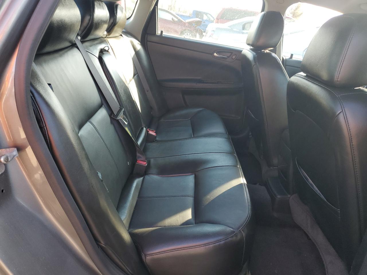 2008 Chevrolet Impala - Image 10