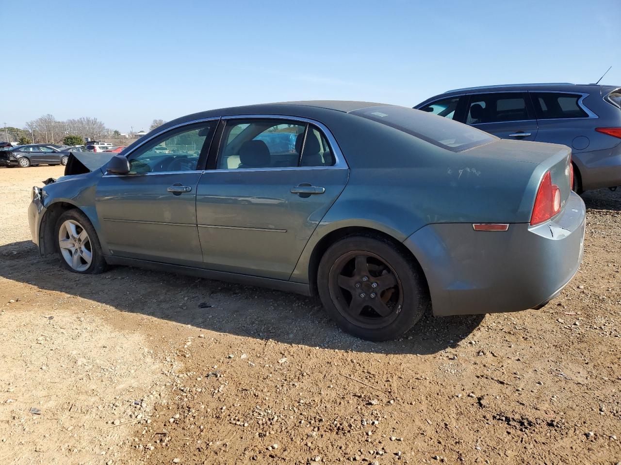 2009 Chevrolet Malibu - Image 2
