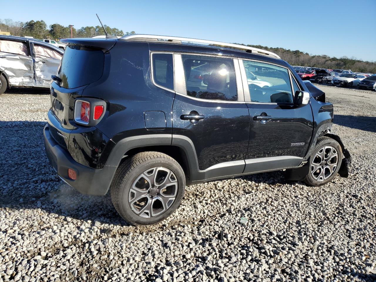 2016 Jeep Renegade - Image 3