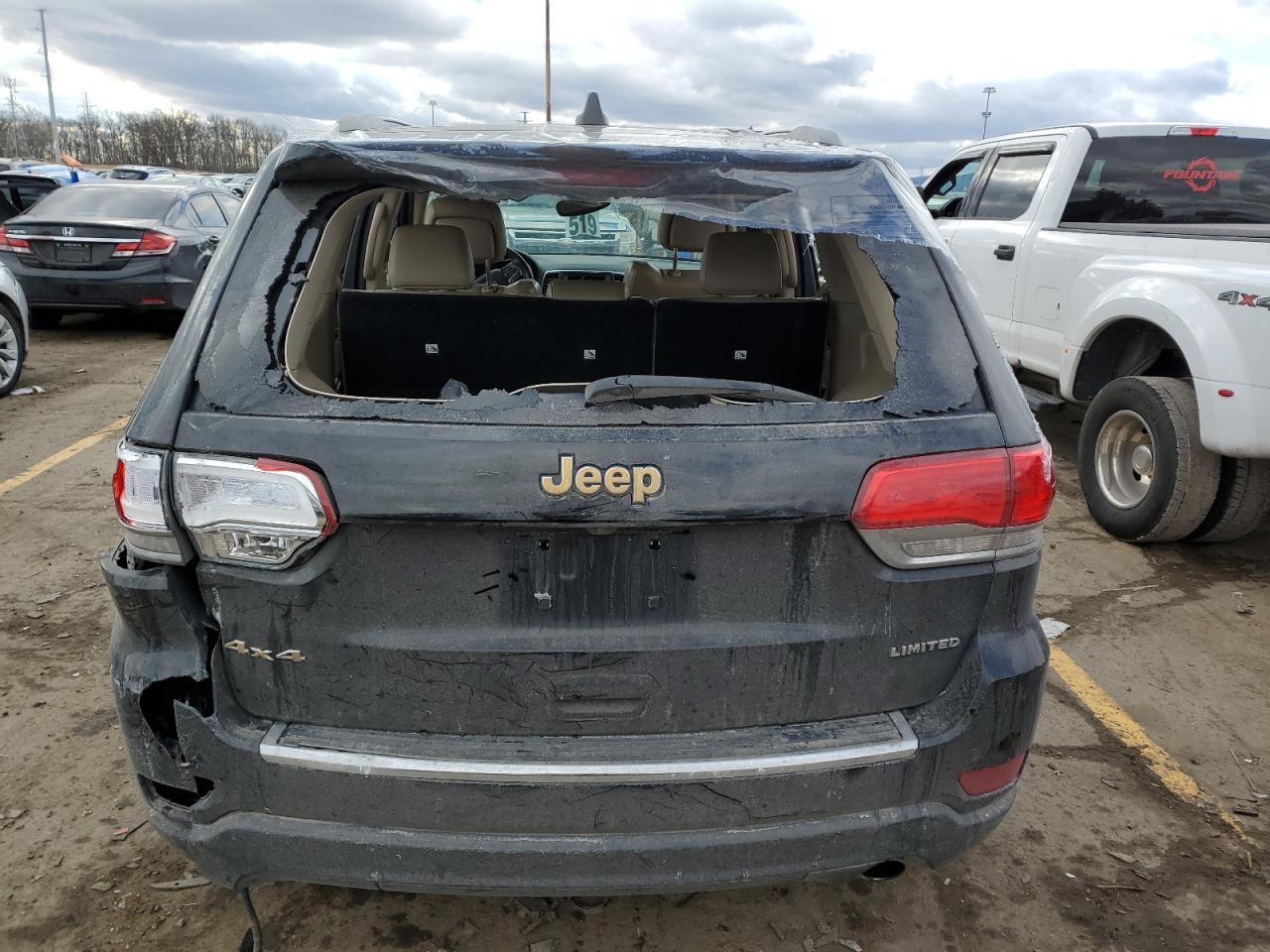 2018 Jeep Grand Cherokee - Image 6