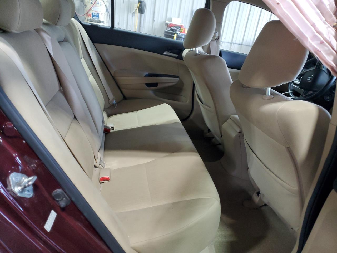 2011 Honda Accord - Image 10