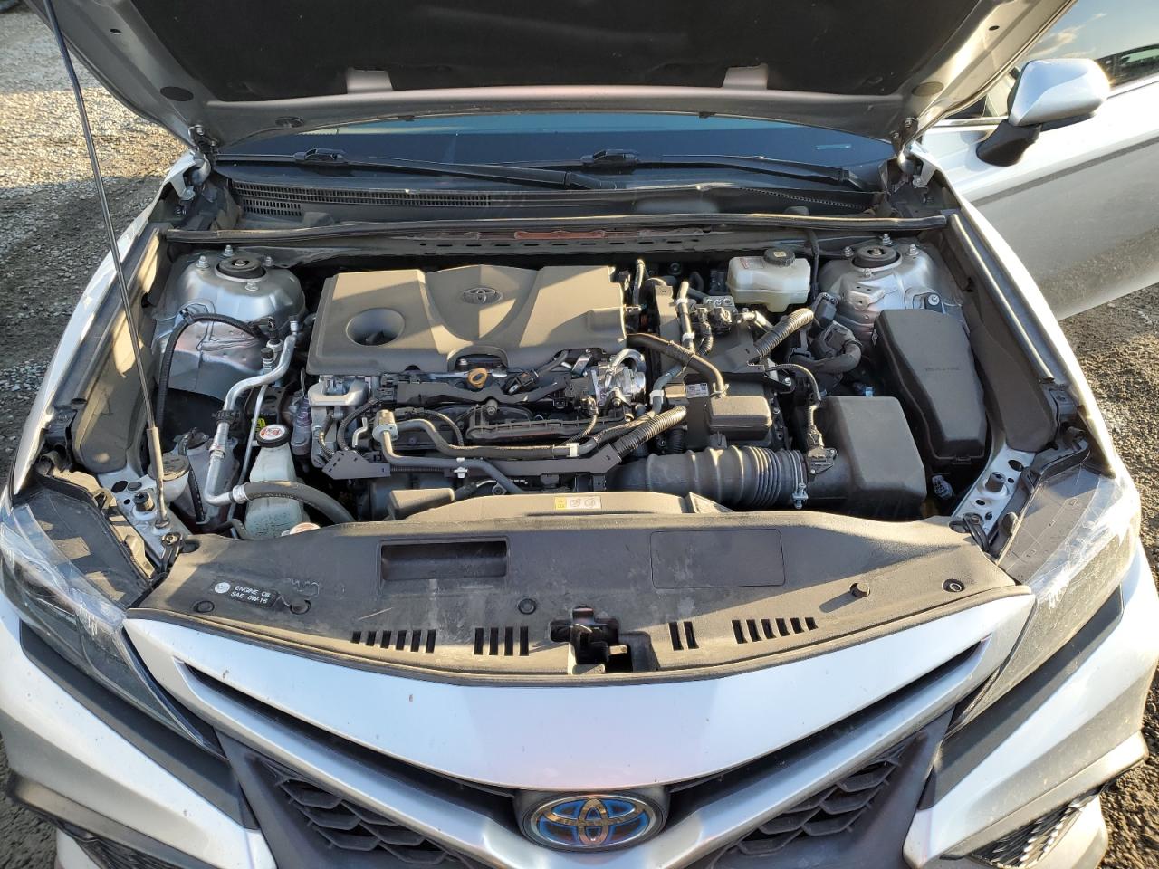 2021 Toyota Camry - Image 11
