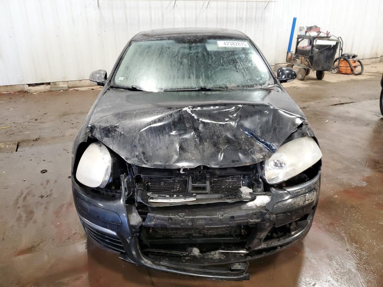 2008 Volkswagen Jetta - Image 5