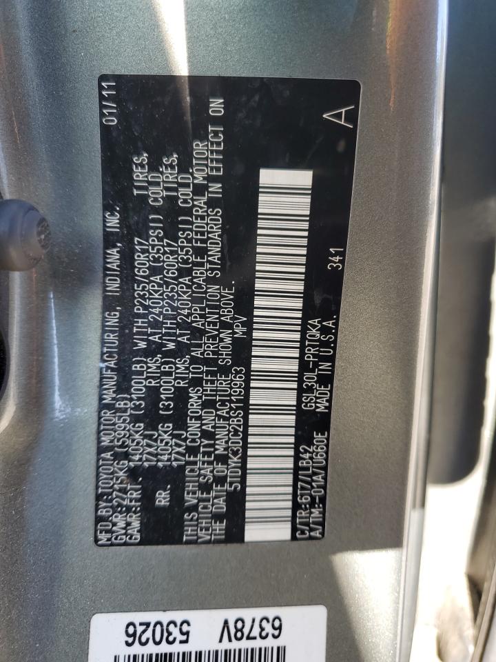 2011 Toyota Sienna - Image 13
