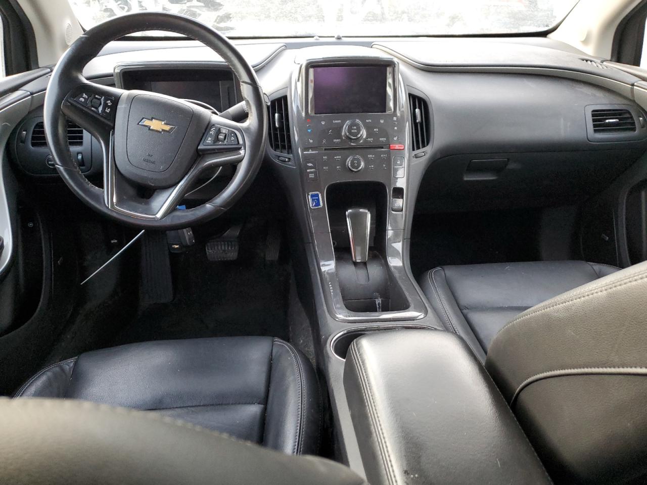 2013 Chevrolet Volt - Image 8