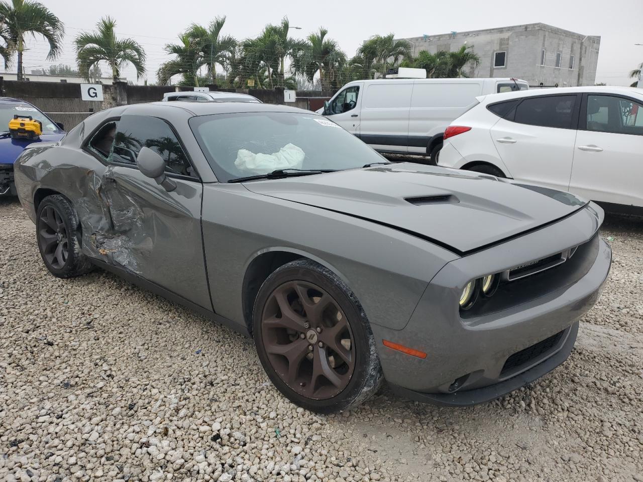 2018 Dodge Challenger - Image 4