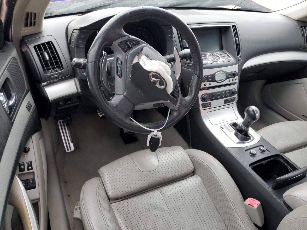 2009 Infiniti G - Image 8