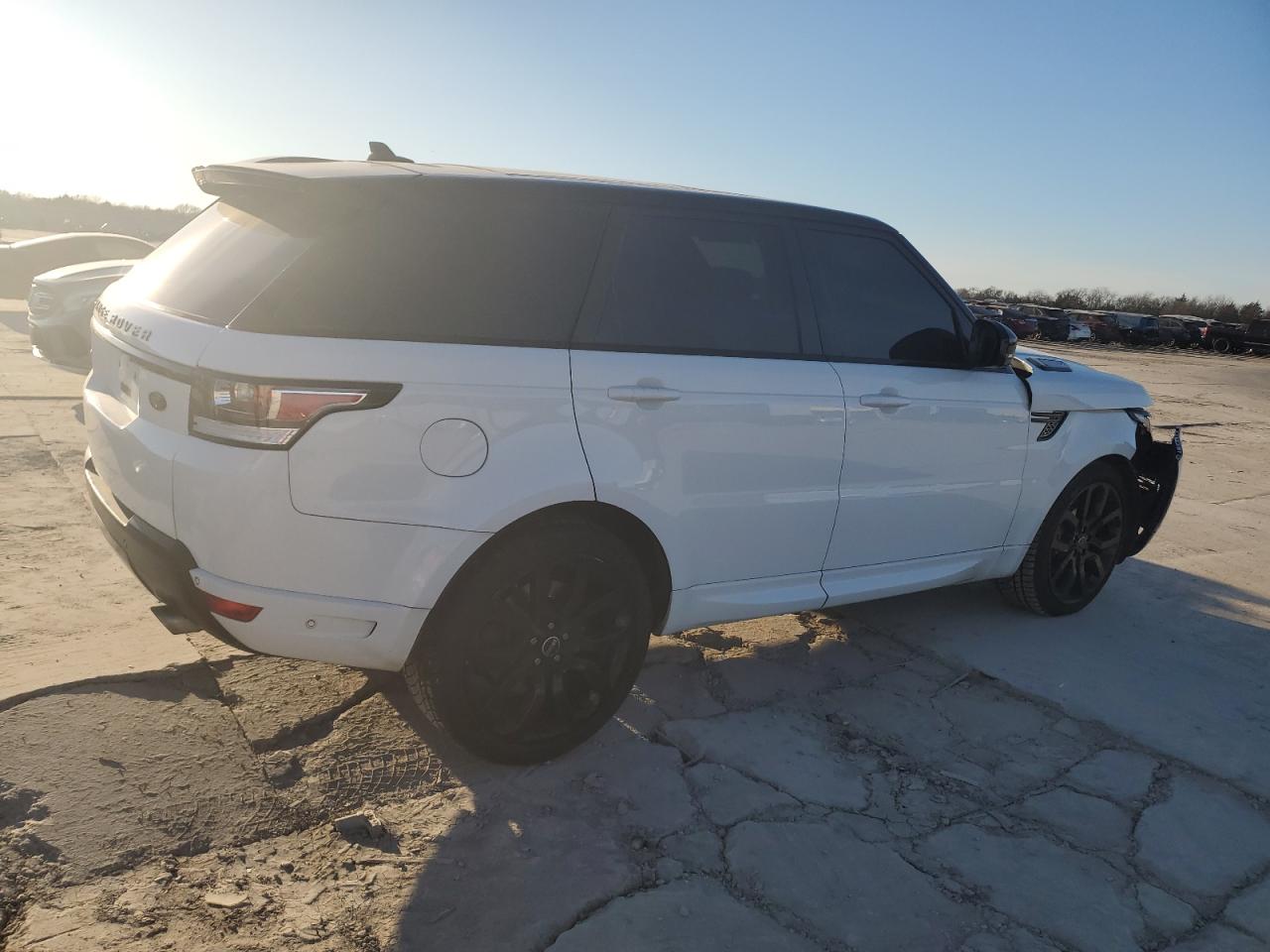 2016 Land Rover Range Rover - Image 3