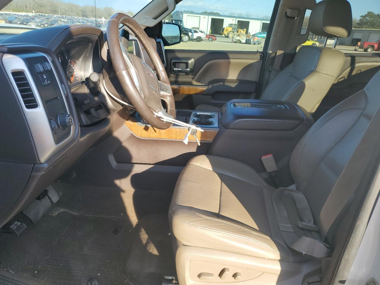 2015 GMC Sierra - Image 7