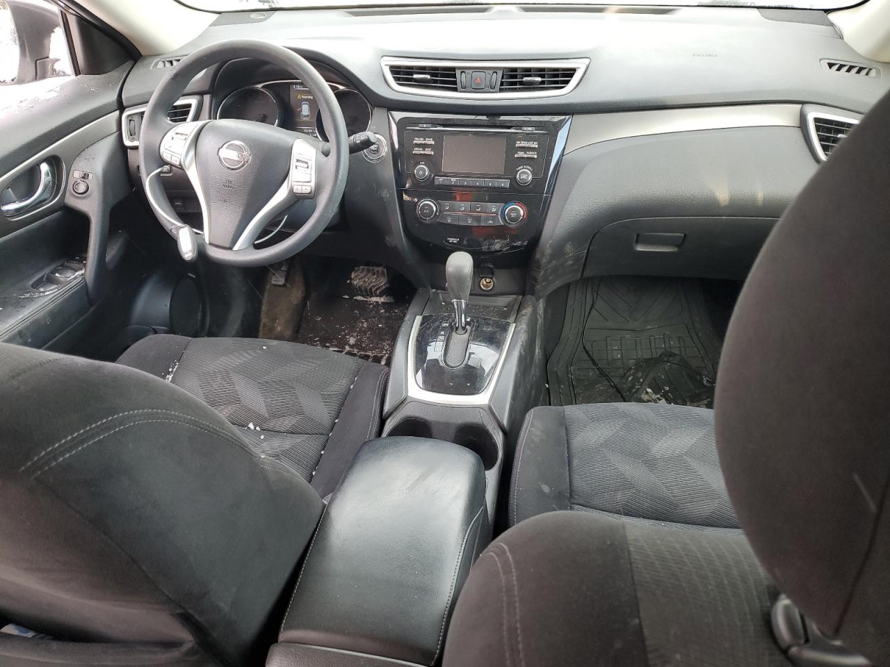 2015 Nissan Rogue - Image 8