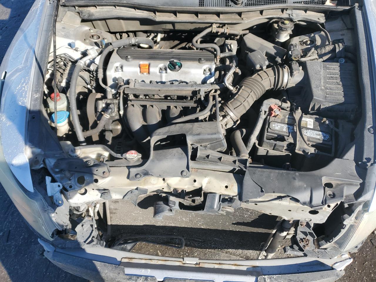 2009 Honda Accord - Image 11