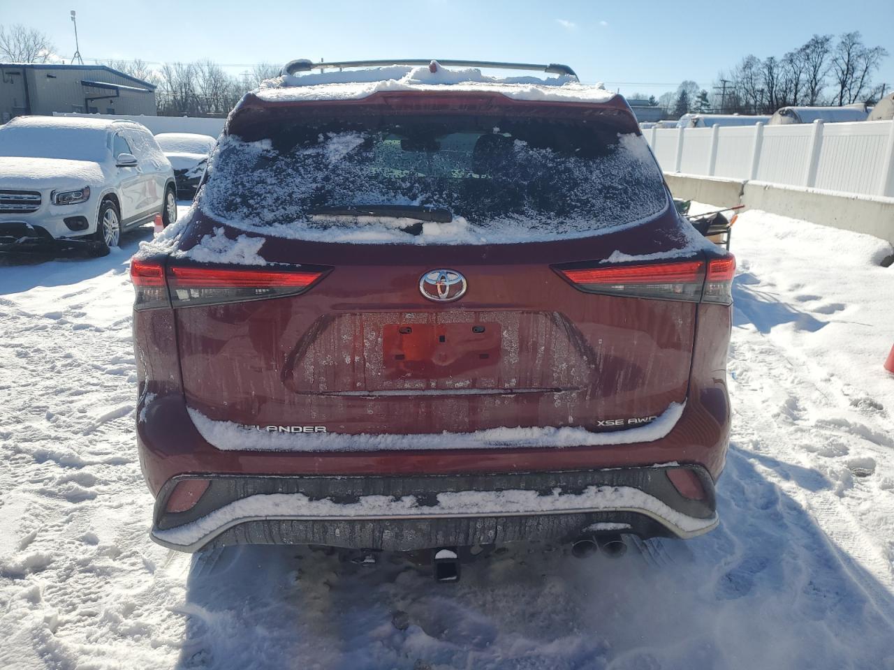 2021 Toyota Highlander - Image 6